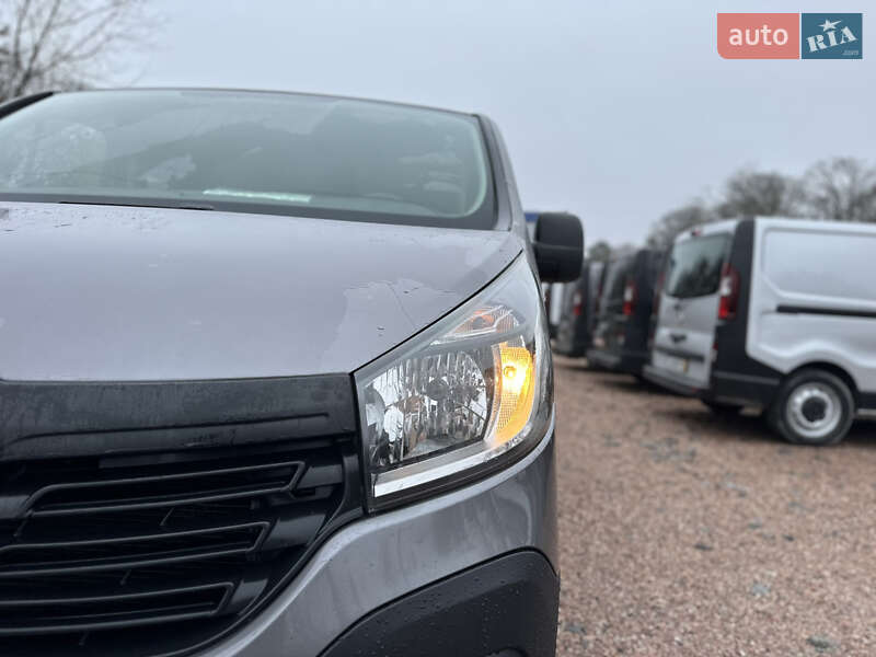 Минивэн Renault Trafic 2018 в Ровно