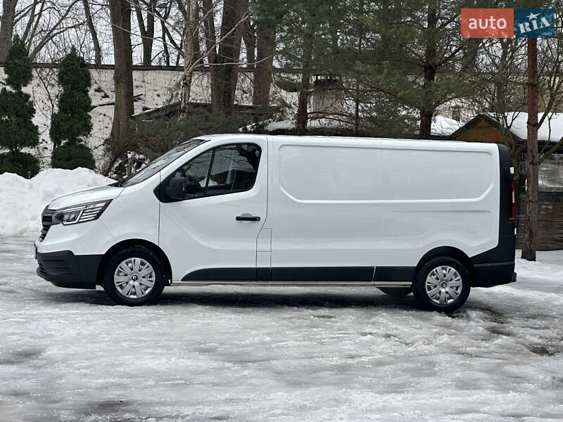 Вантажний фургон Renault Trafic 2023 в Дрогобичі
