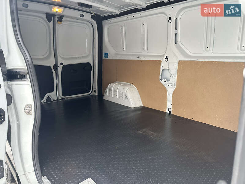 Вантажний фургон Renault Trafic 2023 в Дрогобичі