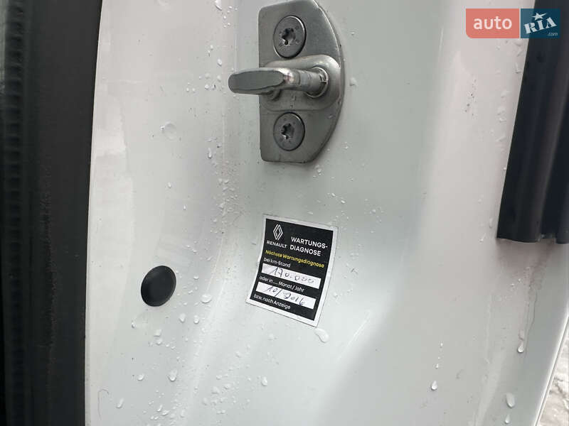 Вантажний фургон Renault Trafic 2023 в Дрогобичі