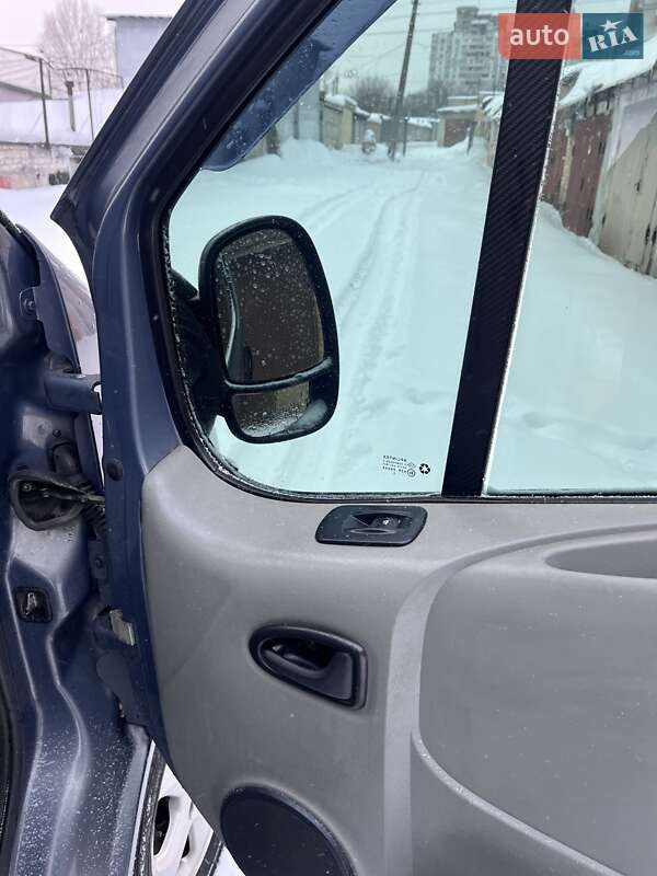 Вантажний фургон Renault Trafic 2013 в Києві