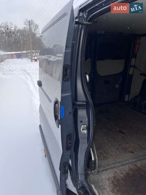 Вантажний фургон Renault Trafic 2013 в Києві