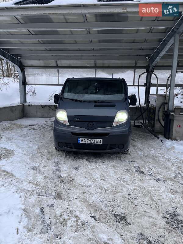 Вантажний фургон Renault Trafic 2013 в Києві