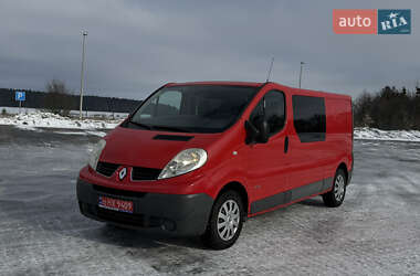 Грузопассажирский фургон Renault Trafic 2012 в Радивилове