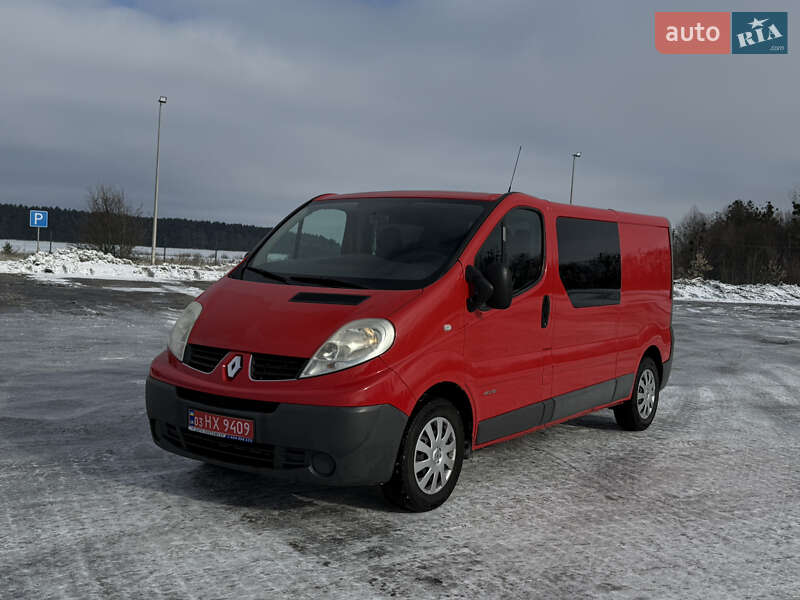 Мінівен Renault Trafic 2012 в Радивиліві