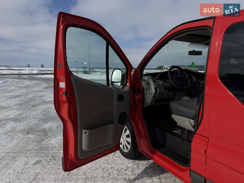 Мінівен Renault Trafic 2012 в Радивиліві
