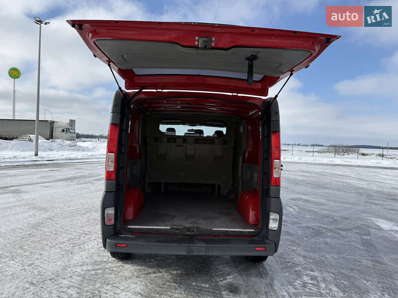 Мінівен Renault Trafic 2012 в Радивиліві