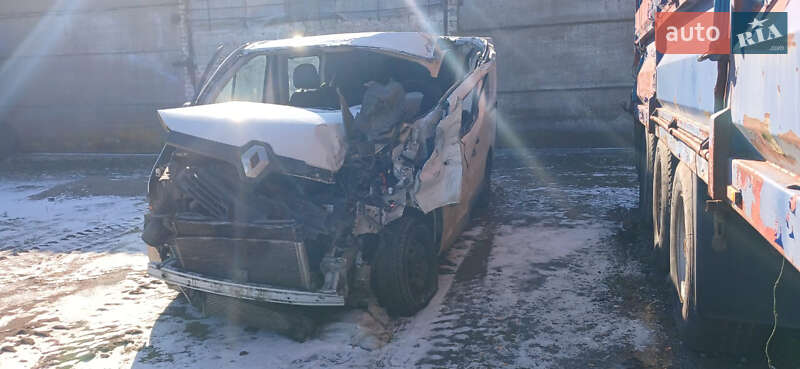 Вантажний фургон Renault Trafic 2018 в Софіївці