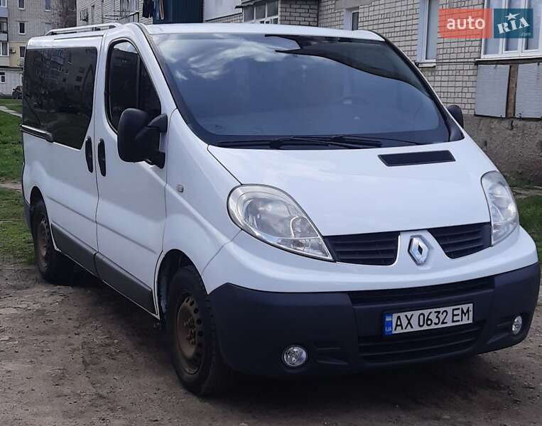 Мінівен Renault Trafic 2010 в Краснограді