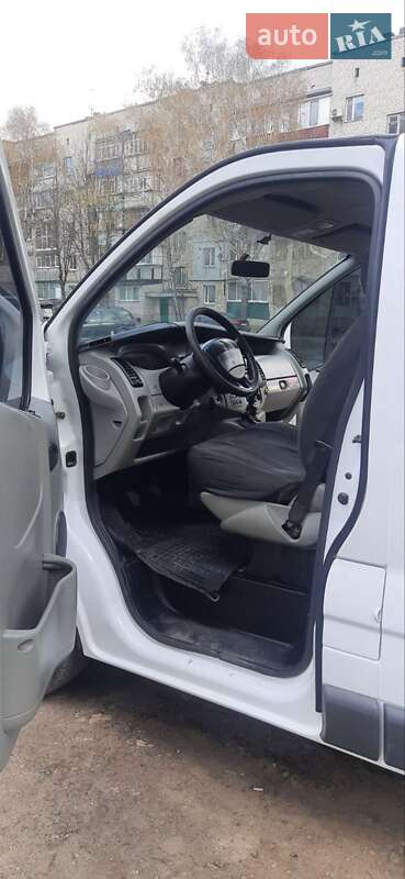 Мінівен Renault Trafic 2010 в Краснограді