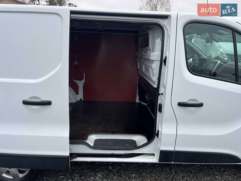 Вантажний фургон Renault Trafic 2020 в Дубні