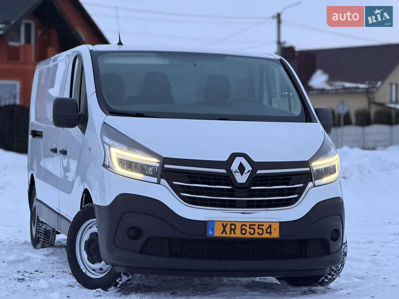 Вантажний фургон Renault Trafic 2022 в Рівному