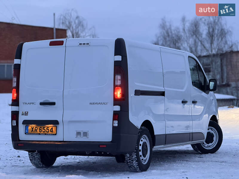 Вантажний фургон Renault Trafic 2022 в Рівному