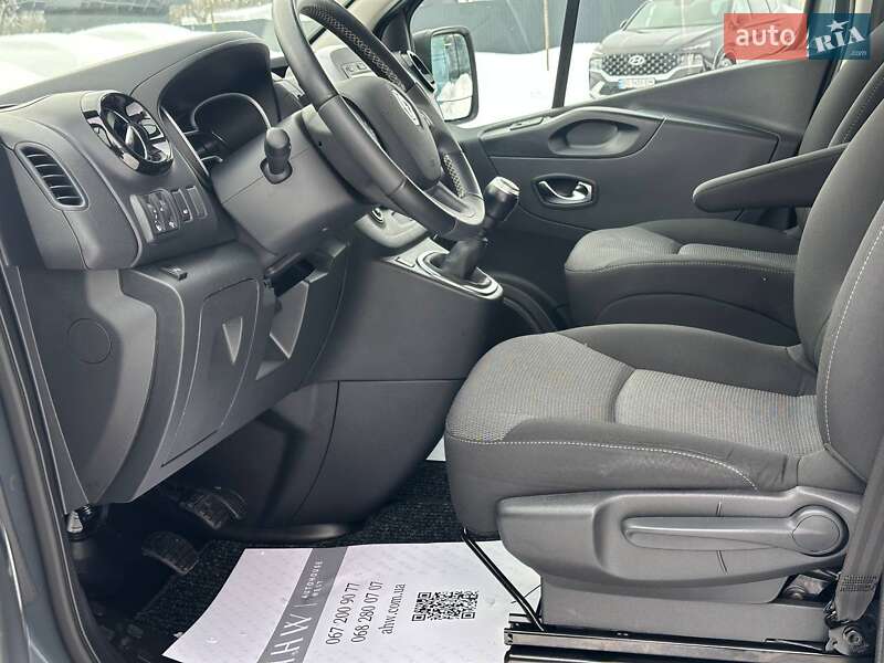Вантажопасажирський фургон Renault Trafic 2021 в Львові фото 28 Вантажопасажирський фургон Renault Trafic 2021 в Львові