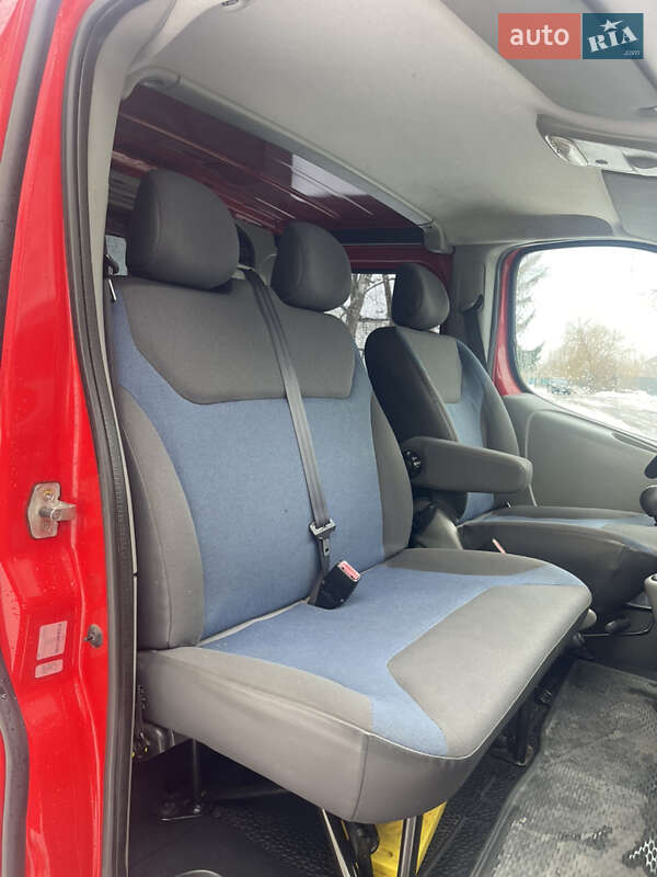 Мінівен Renault Trafic 2012 в Бродах