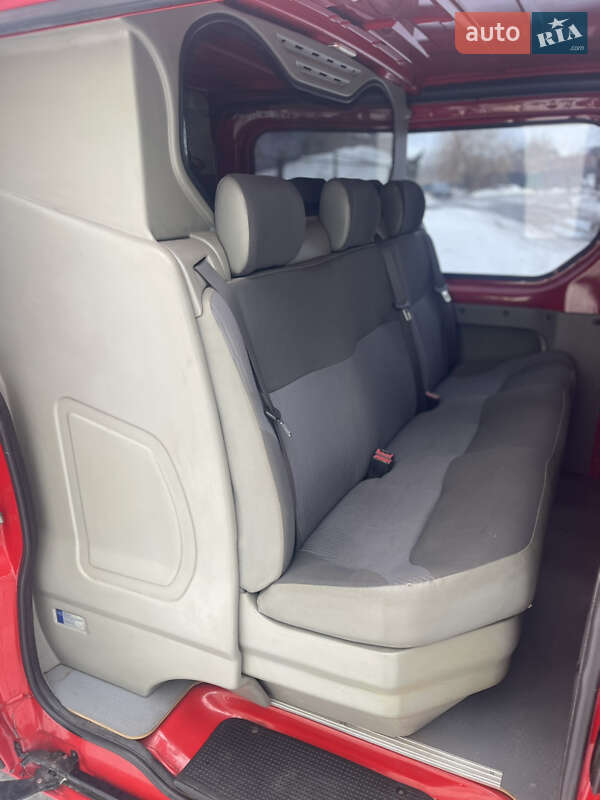 Мінівен Renault Trafic 2012 в Бродах