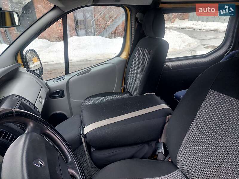 Мінівен Renault Trafic 2007 в Львові