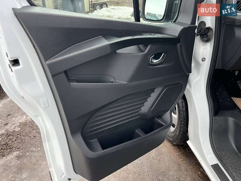 Вантажний фургон Renault Trafic 2022 в Дубні фото 18 Вантажний фургон Renault Trafic 2022 в Дубні