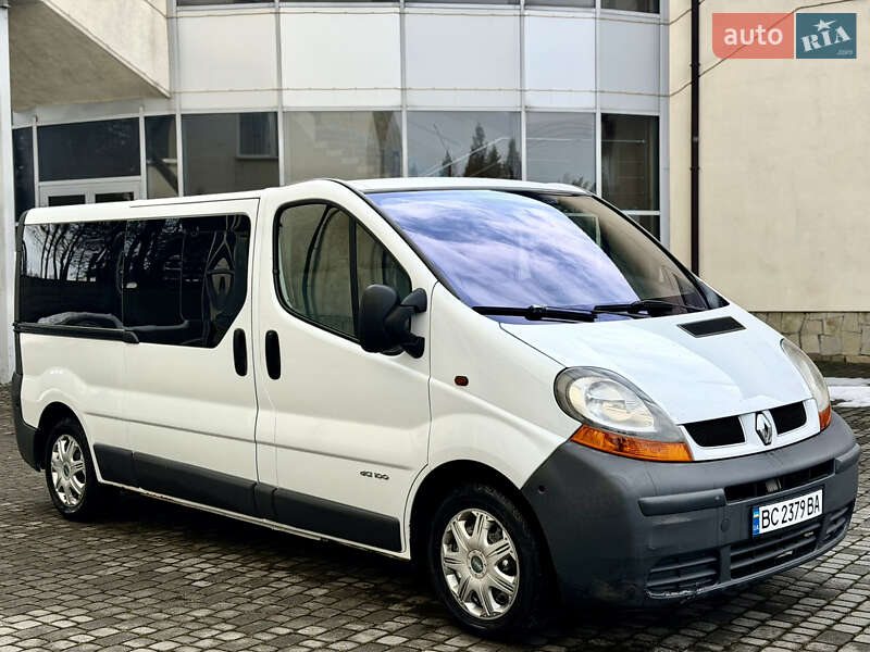 Минивэн Renault Trafic 2004 в Львове