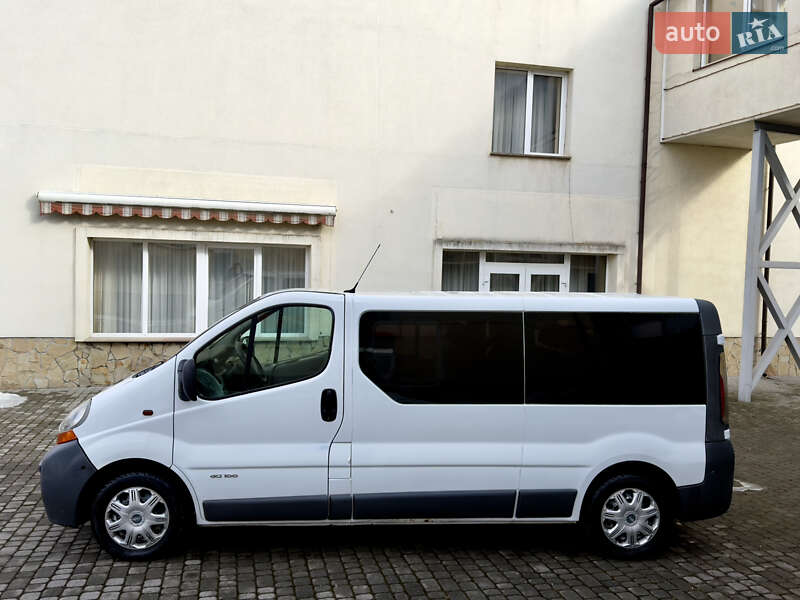 Минивэн Renault Trafic 2004 в Львове