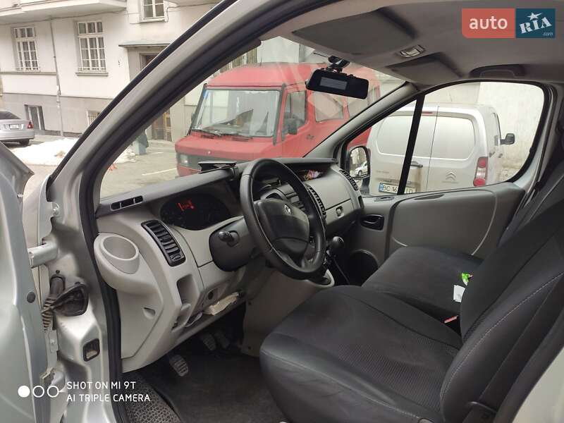 Мінівен Renault Trafic 2009 в Львові фото 6 Мінівен Renault Trafic 2009 в Львові