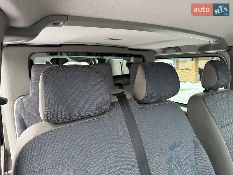 Вантажопасажирський фургон Renault Trafic 2008 в Луцьку