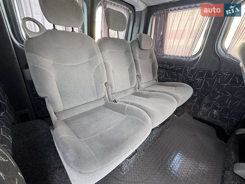 Минивэн Renault Trafic 2008 в Луцке