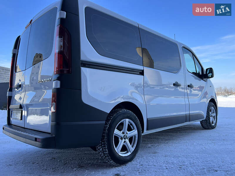 Мінівен Renault Trafic 2020 в Дубні