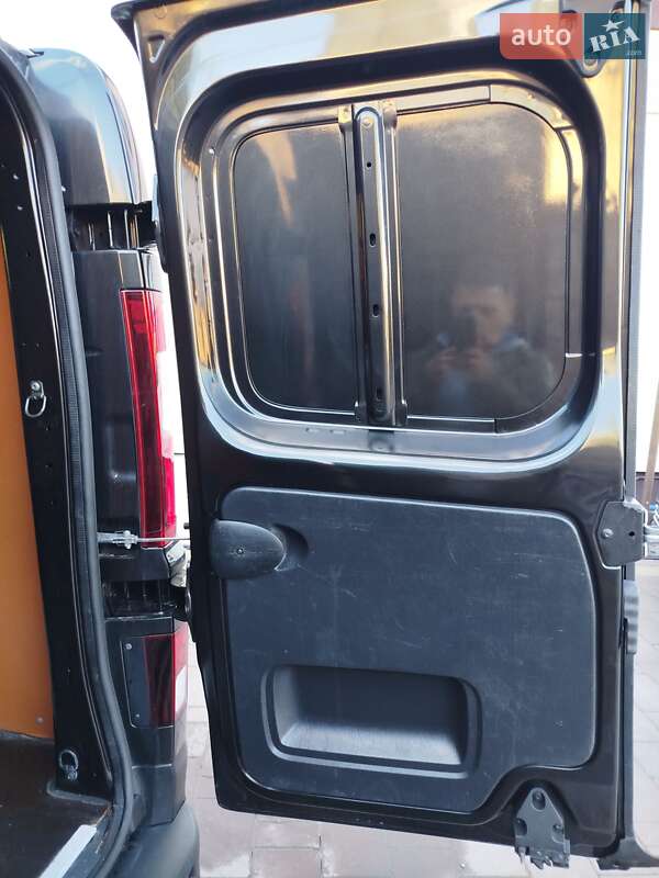 Минивэн Renault Trafic 2018 в Дубно фото 11 Минивэн Renault Trafic 2018 в Дубно