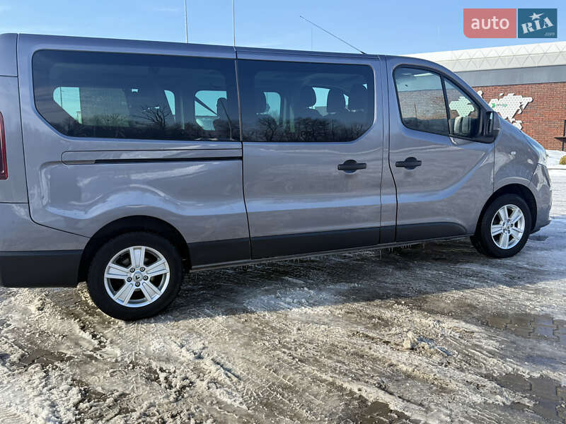 Минивэн Renault Trafic 2018 в Луцке