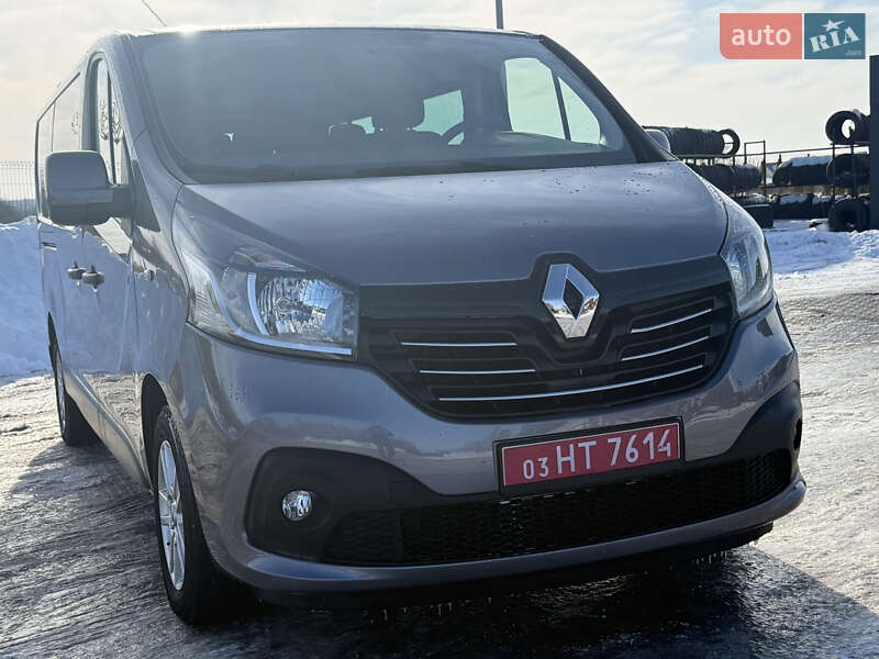 Минивэн Renault Trafic 2018 в Луцке