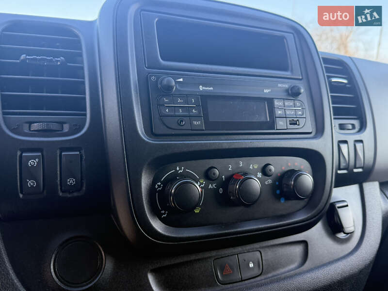 Минивэн Renault Trafic 2018 в Луцке