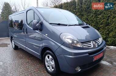 Грузопассажирский фургон Renault Trafic 2014 в Дубно