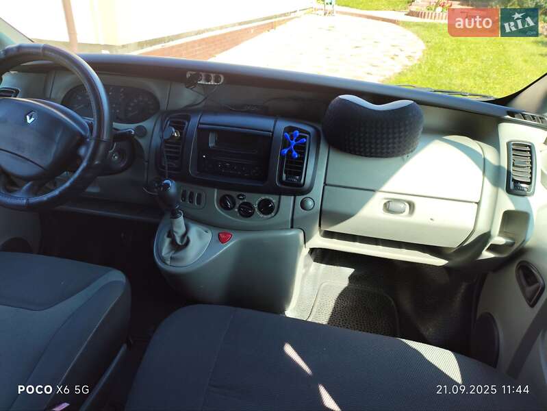 Минивэн Renault Trafic 2004 в Львове