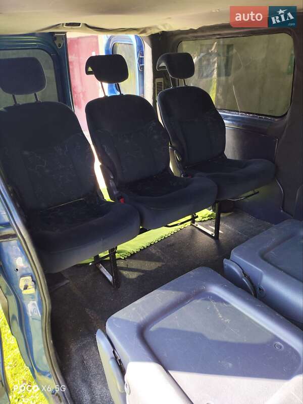 Минивэн Renault Trafic 2004 в Львове