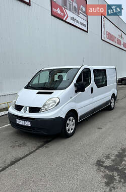 Вантажопасажирський фургон Renault Trafic 2012 в Луцьку