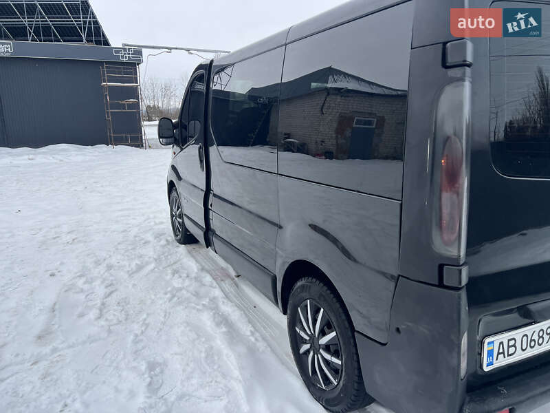 Минивэн Renault Trafic 2001 в Баре