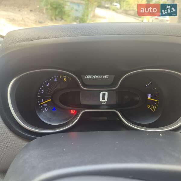 Минивэн Renault Trafic 2014 в Николаеве