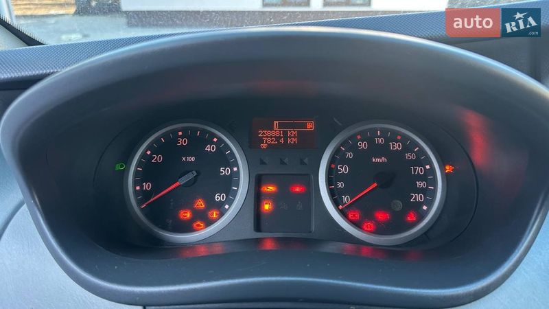 Минивэн Renault Trafic 2014 в Дубно