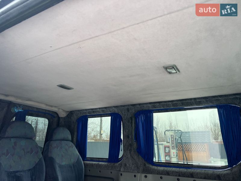 Минивэн Renault Trafic 2001 в Баре