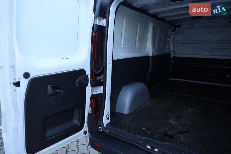 Вантажний фургон Renault Trafic 2023 в Луцьку фото 39 Вантажний фургон Renault Trafic 2023 в Луцьку