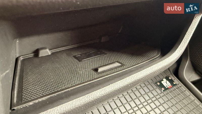 Грузовой фургон Renault Trafic 2023 в Львове