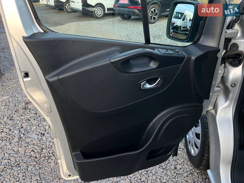 Мінівен Renault Trafic 2021 в Дубні