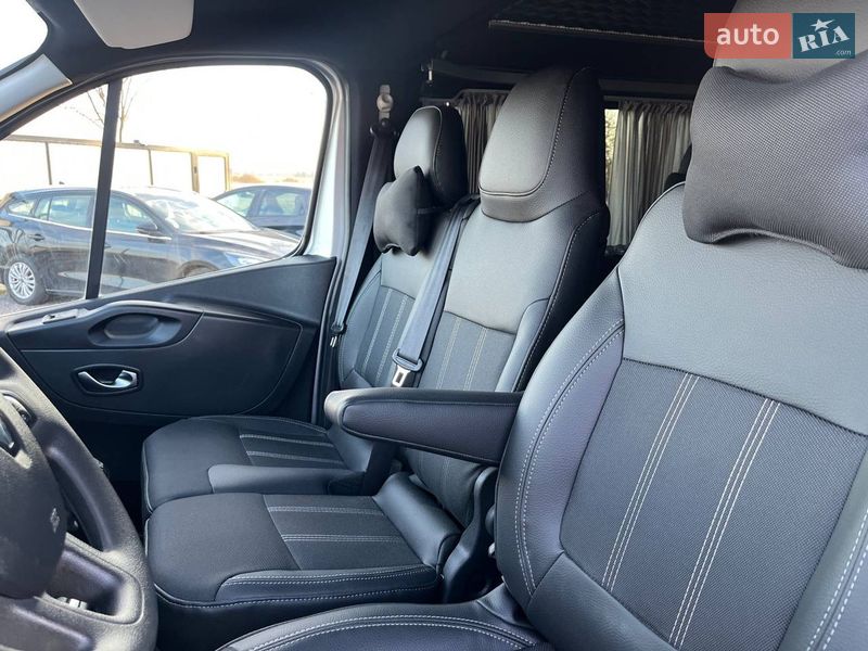 Мінівен Renault Trafic 2021 в Дубні