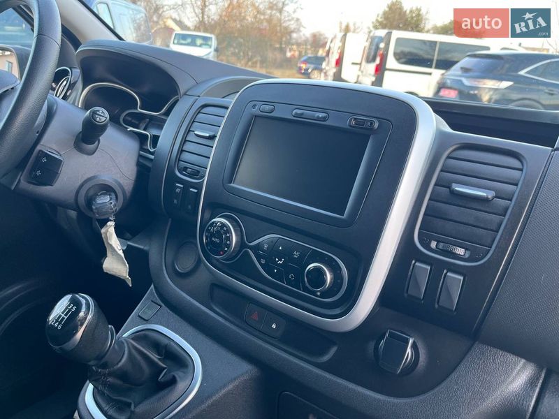 Мінівен Renault Trafic 2021 в Дубні