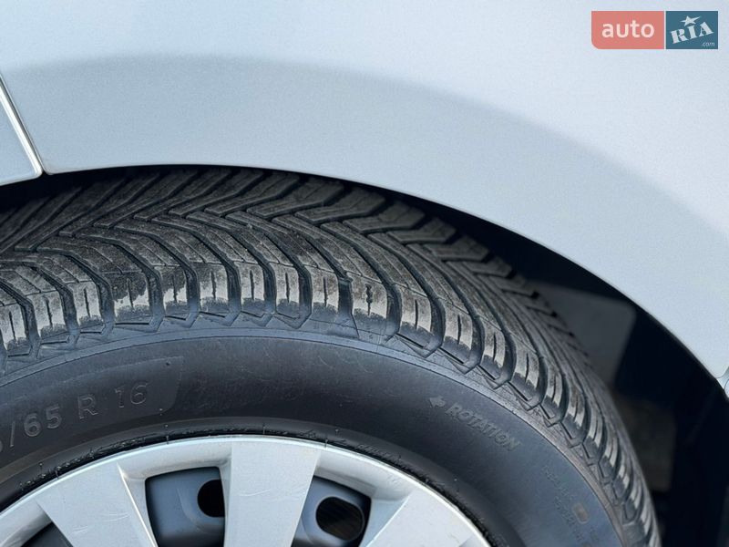 Вантажний фургон Renault Trafic 2020 в Дубні