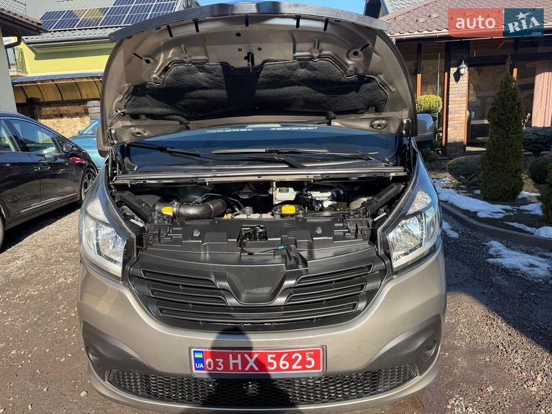 Мінівен Renault Trafic 2017 в Львові