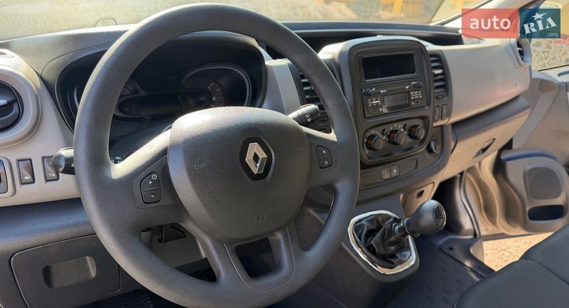 Мінівен Renault Trafic 2017 в Львові