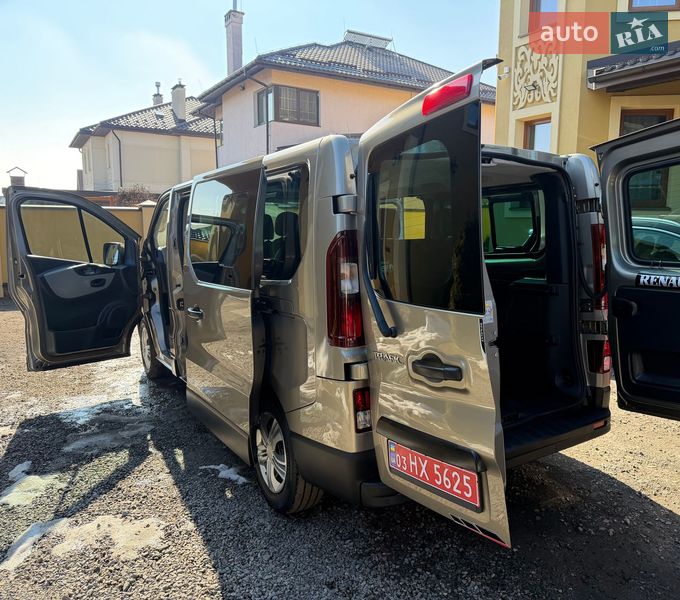 Мінівен Renault Trafic 2017 в Львові