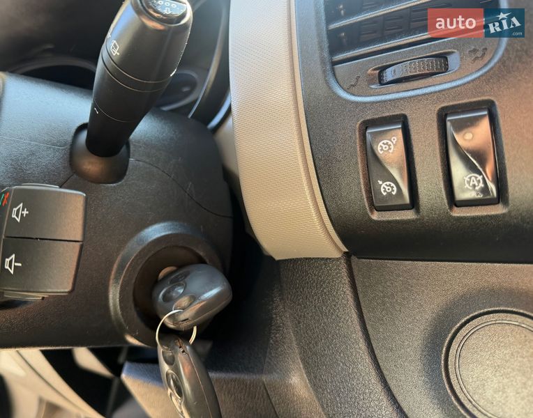 Мінівен Renault Trafic 2017 в Львові